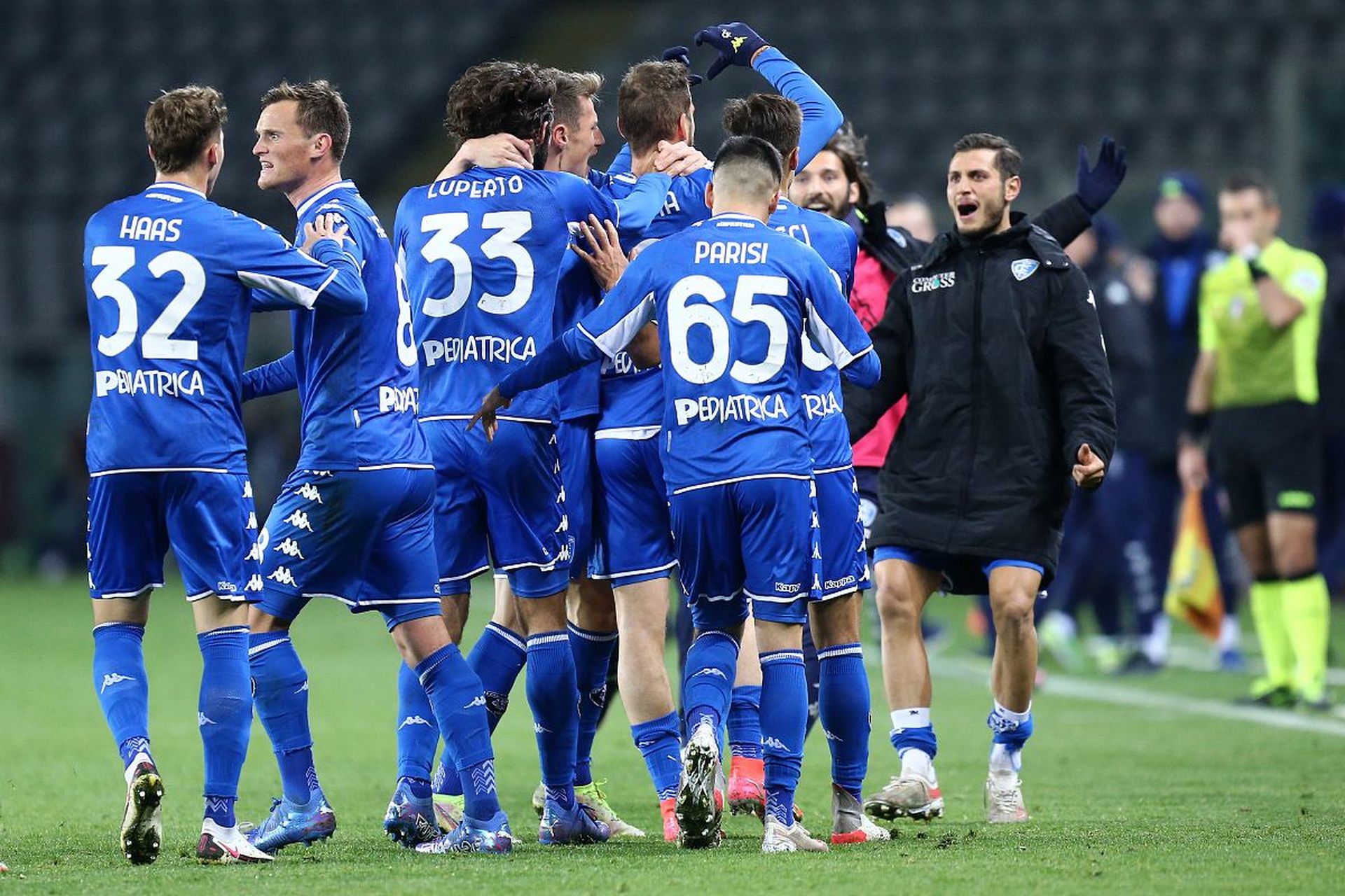 与到了球衣 与到了球衣